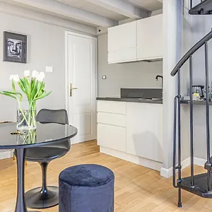 Casa Dafne In Canton De Fiori Apartment
