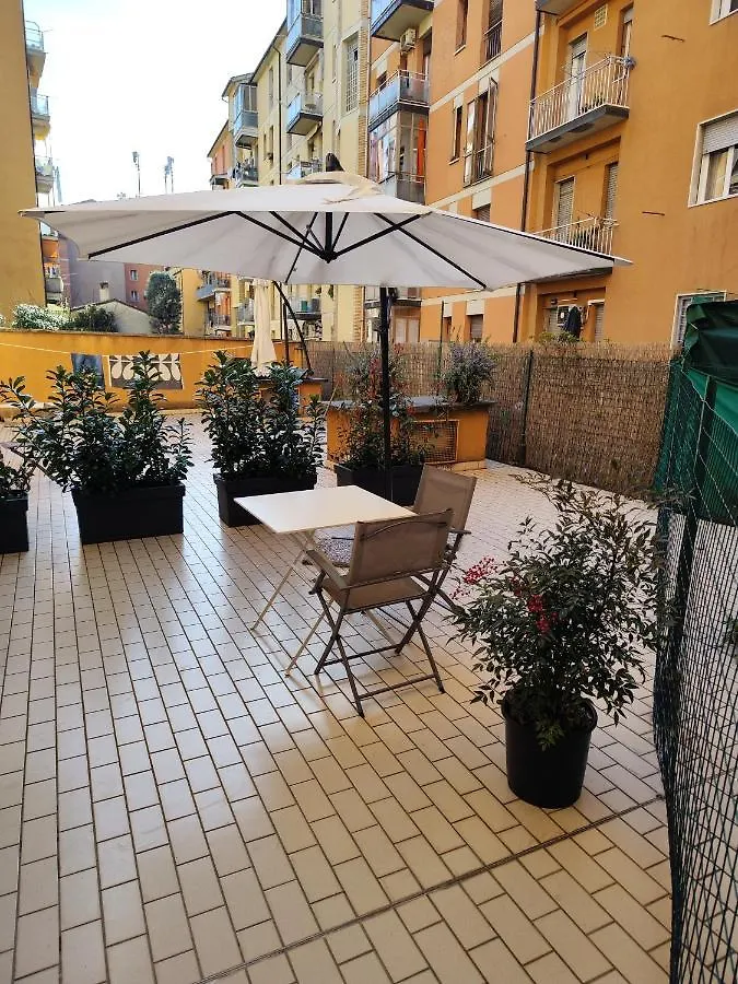 Ak Holidays Apartments 81 Bologna 0*,  Italia